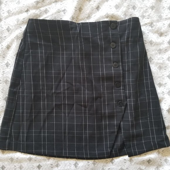 Forever21 Button Up Mini Skirt - Picture 2 of 6